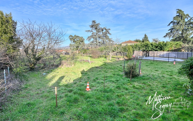 Dpt Rhône (69), à vendre LA TOUR DE SALVAGNY terrain - Terrain de 831,00 m²