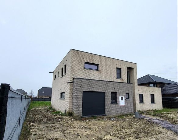 Maison 6 pièces 178 m² 