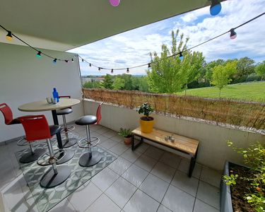 Appartement 2 pièces 49.7m² Vue dégagée Terrasse Garage