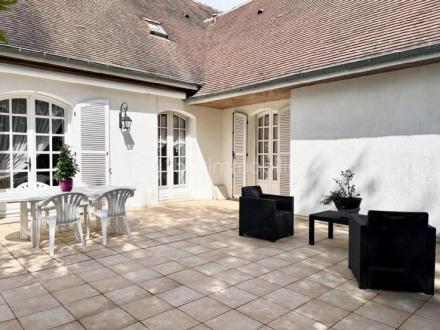 Maison 8 pièces 176 m² 