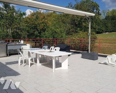 Maison 12 pièces 230 m² 