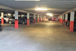 5 Parkings - SOUS SOL - YERRES - À Vendre