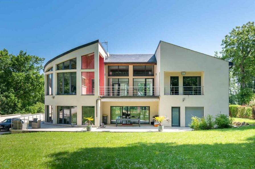 Villa d'architecte 10 pièces 415 m²