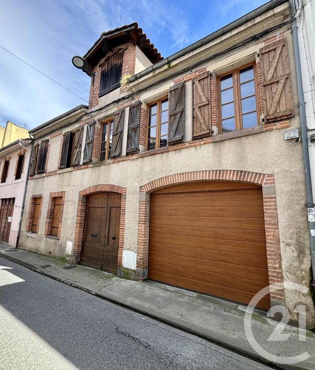 Maison 8 pièces 274 m² 