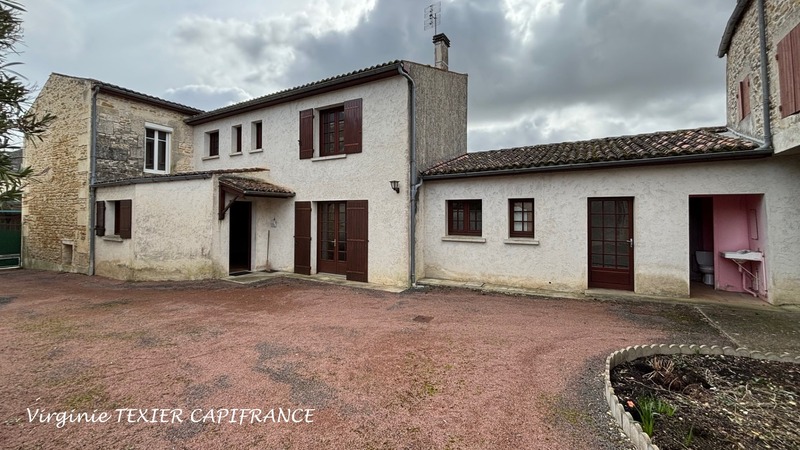 Dpt Charente Maritime (17), à vendre BRIZAMBOURG maison P7