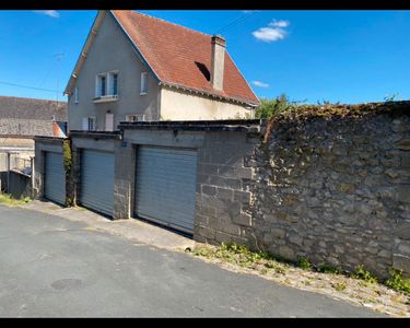 Lot de 3 garages et terrain constructible