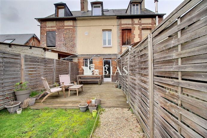 Maison 5 pièces 80 m²