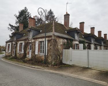 Rare Maison de Bourg à CHEVERNY