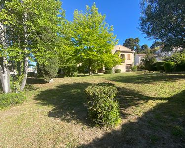 Villa 6 pièces 200 m²