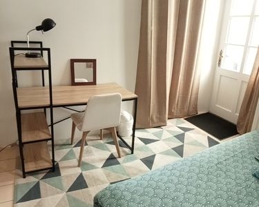 Chambre avec véranda meublée pour étudiante