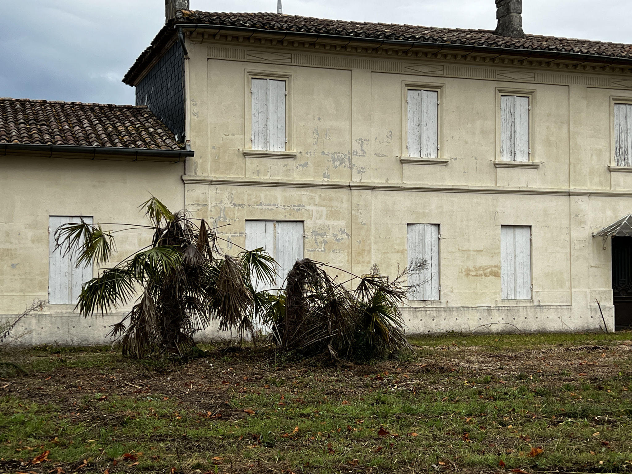 Maison à renover sur la commune des Billaux 