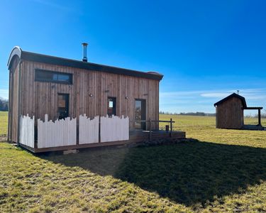 Tiny house à aménager pour coiffeur, professionnel de santé, professeur de musique...