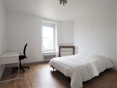 RUE VILLA VERDIER - (DISPONIBILITE FIN AVRIL)