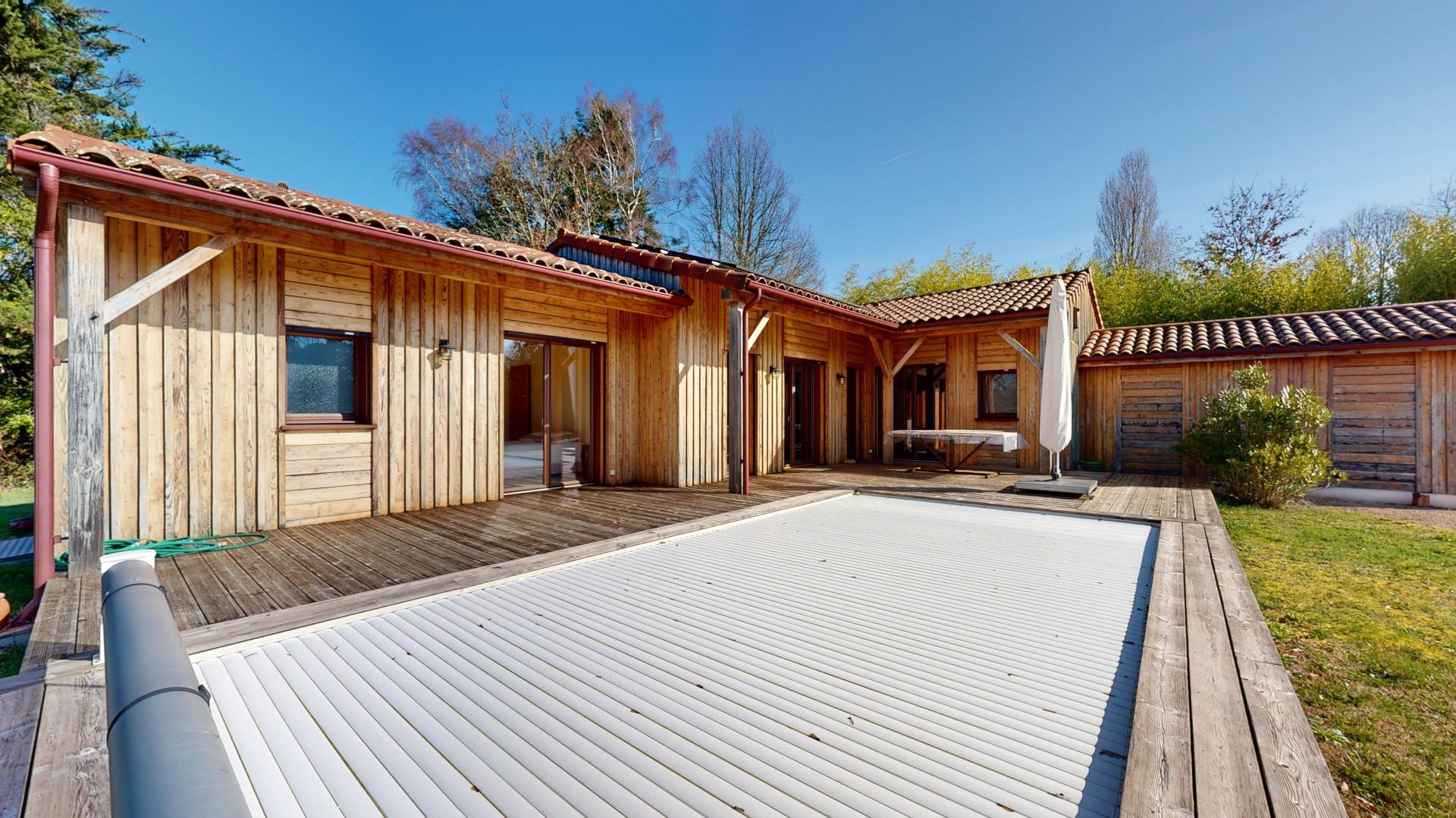 En Périgord - Ravissante maison d'architecte de 2015 - Piscine au sel