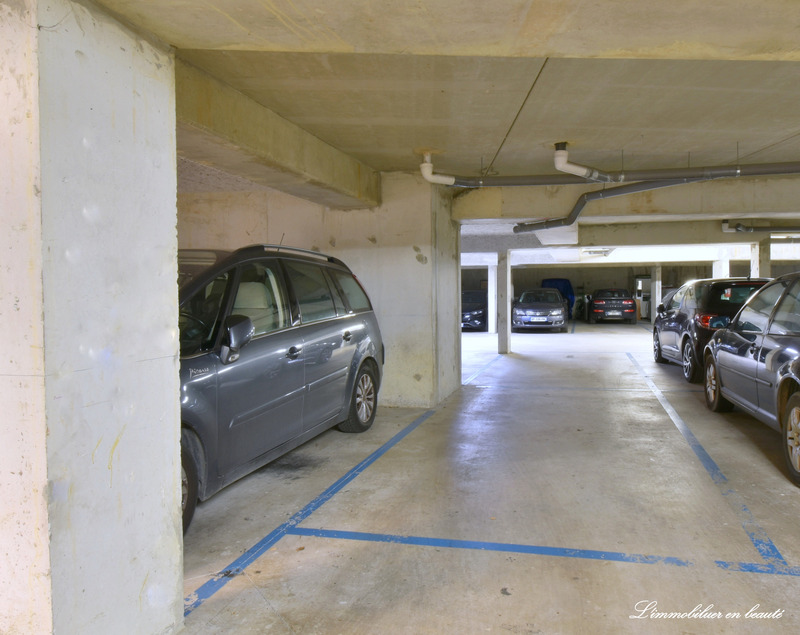 Parking - Garage Vente Saint-Michel-sur-Orge  12m² 7500€