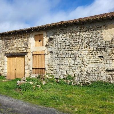 Rénovation complète ou futurs box à louer