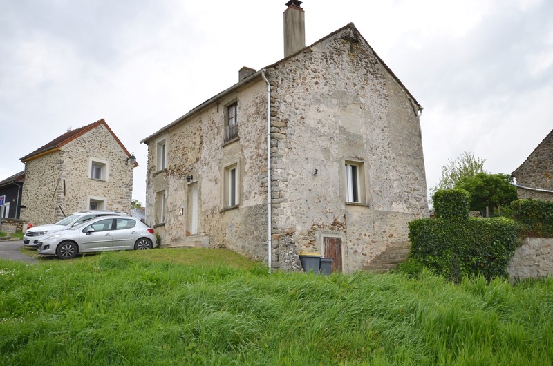 Proche de CHATEAU THIERRY, à vendre jolie maison de village