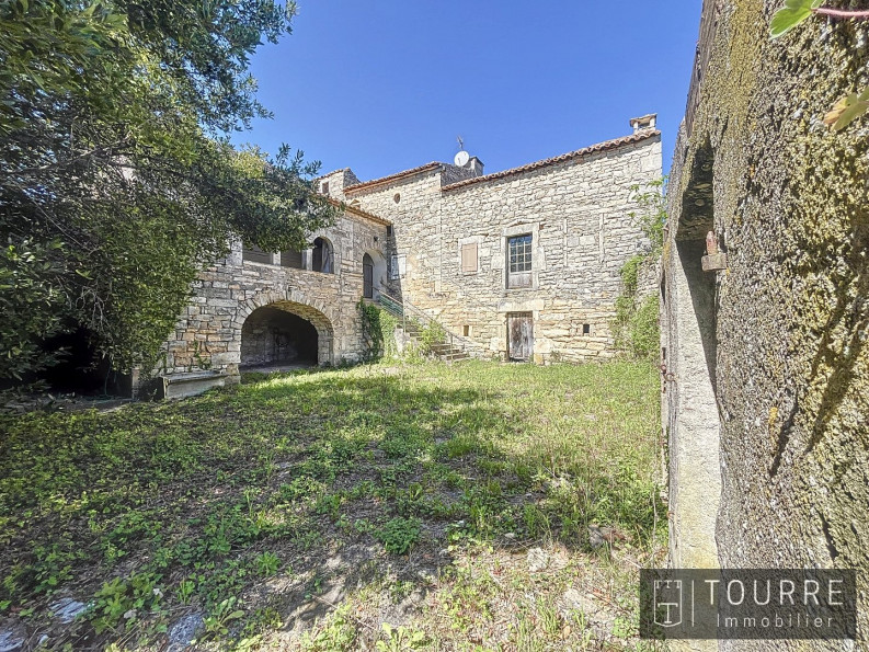 Mas provençal 5 pièces 150 m²