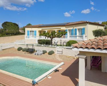 Villa 8 pièces 150 m²