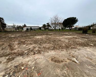 Terrain 300 m² Saint Palais Sur Mer