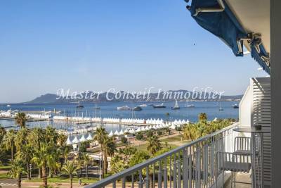 A VENDRE : CANNES / CROISETTE : 4P AVEC TERRASSE VUE MER 