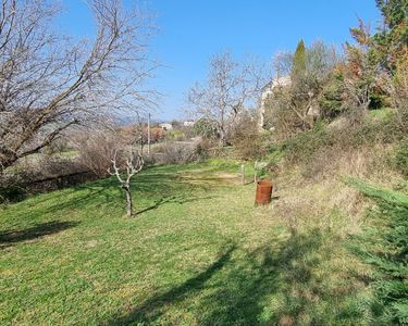 Terrain charmes sur rhone