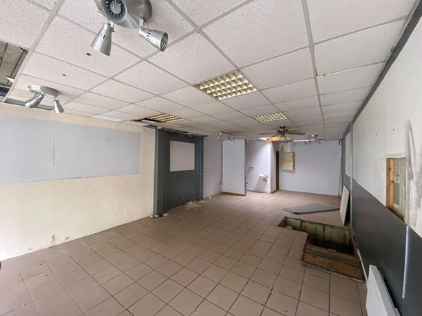 Local commercial 51 m²