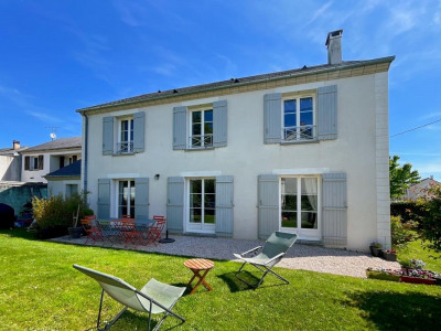 Maison 6 pièces 142 m² 