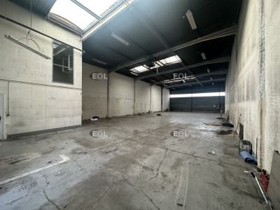 Local commercial 580 m²