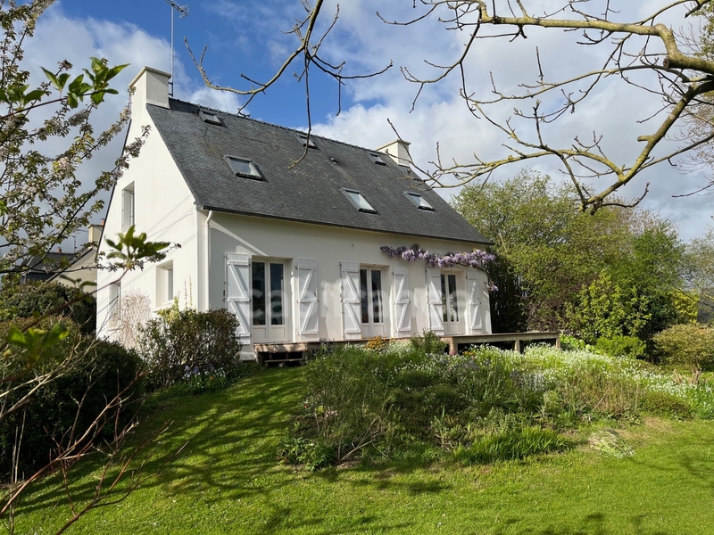 Dpt Côtes d'Armor (22), à vendre CAVAN maison P7 de 133 m² - Terrain de 1 104,00 m² 