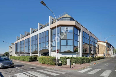 Bureaux 789 m²