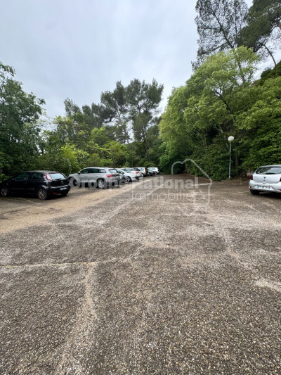 Parking - Garage Vente Nîmes   9500€