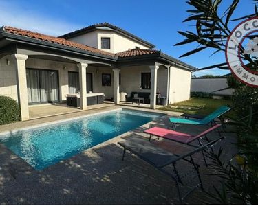 Villa 5 pièces 157 m²