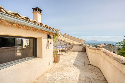 Rénovation d'exception avec vue imprenable au pied du Ventoux