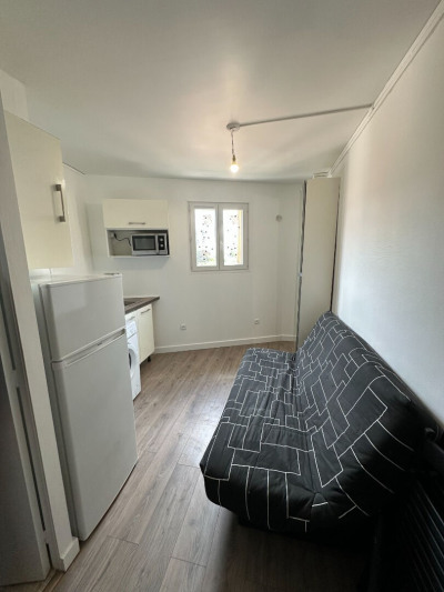 Appartement 1 pièce 14 m² 