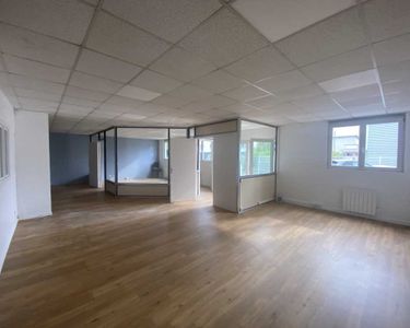 Bureaux 156 m²