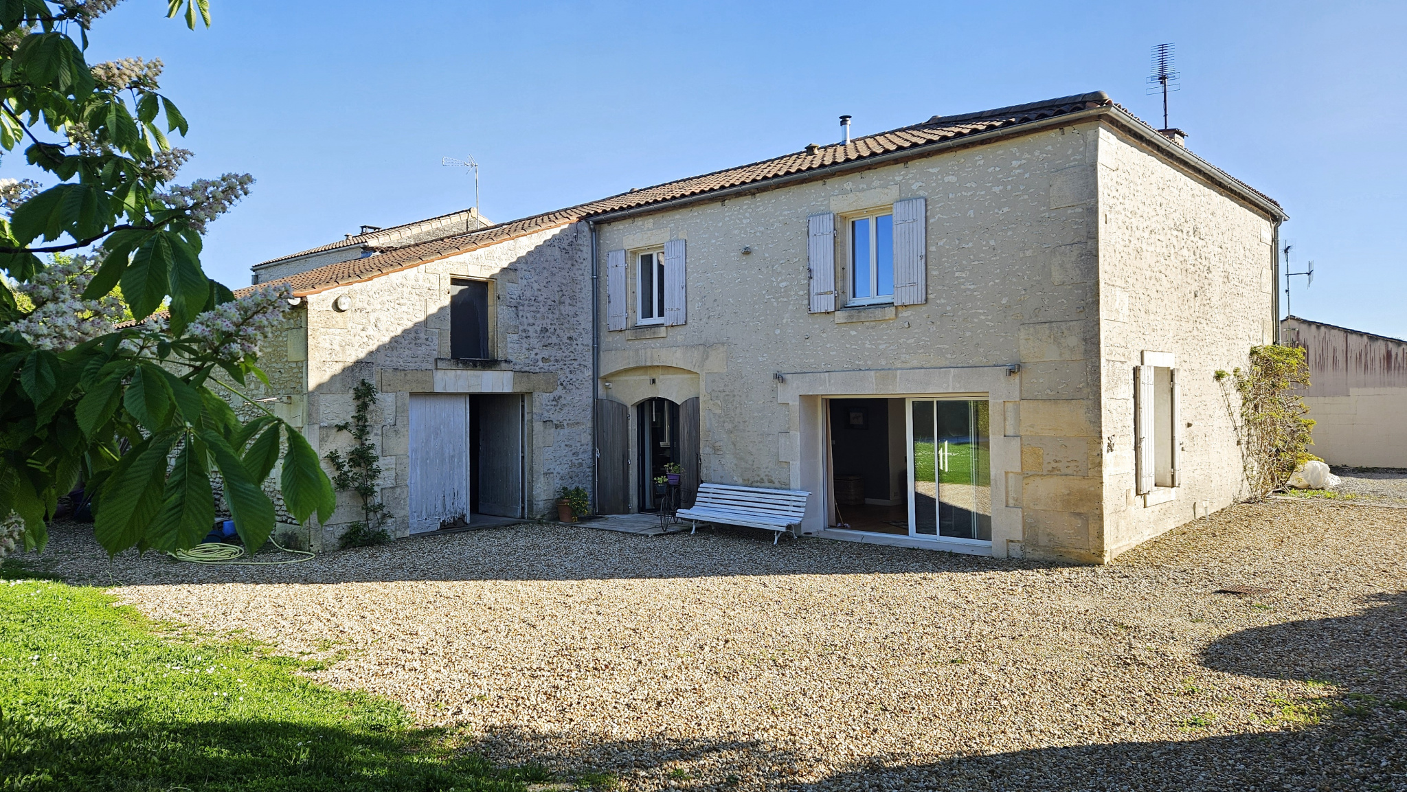 Maison à acheter à Javrezac avec MAISON DE L'IMMOBILIER 