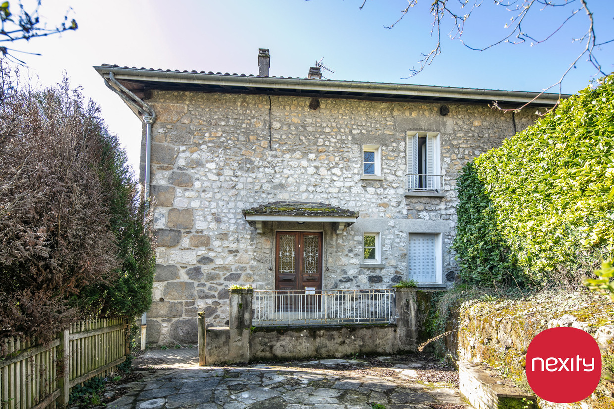 APPARTEMENT + GARAGE