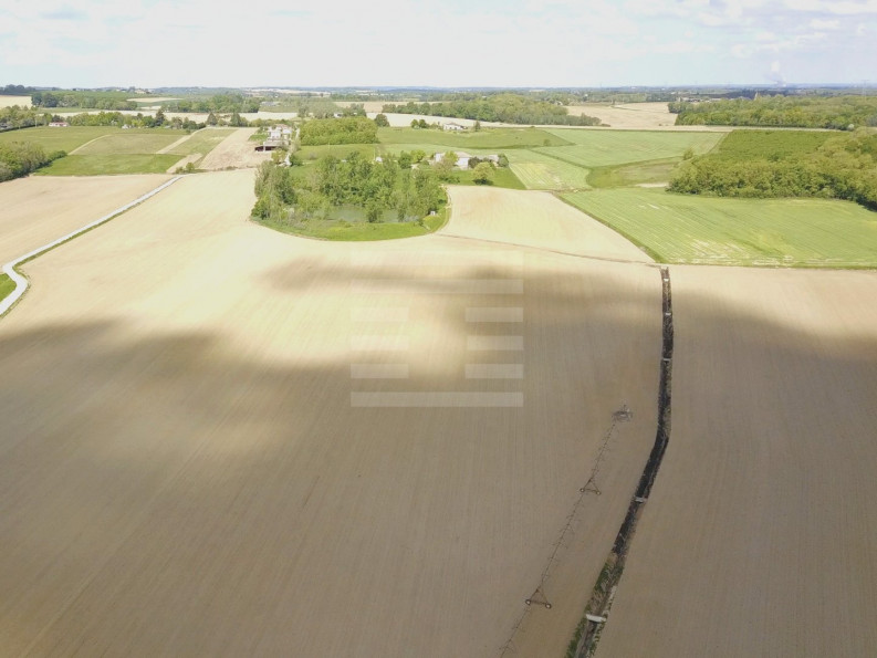 Propriété agricole 4 pièces 90 m² 