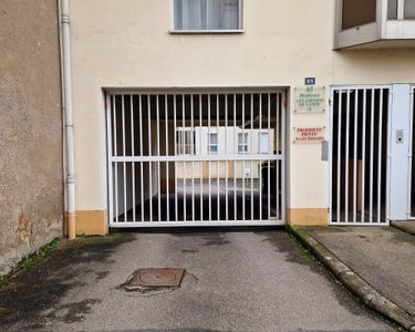 Location place de parking, Émile Zola