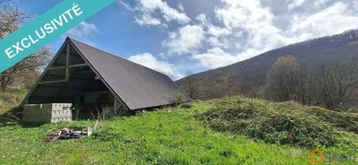 Cadre naturel, Batiment agricole et bergerie, 11 hectares de terres 