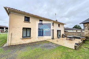 Maison 4 chambre, jardin et Garage au coeur de Chevanceau