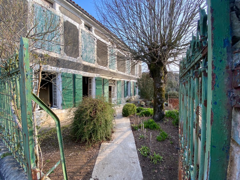Dpt Charente Maritime (17), à vendre  maison P4