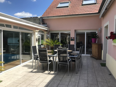 Maison 6 pièces 180 m²