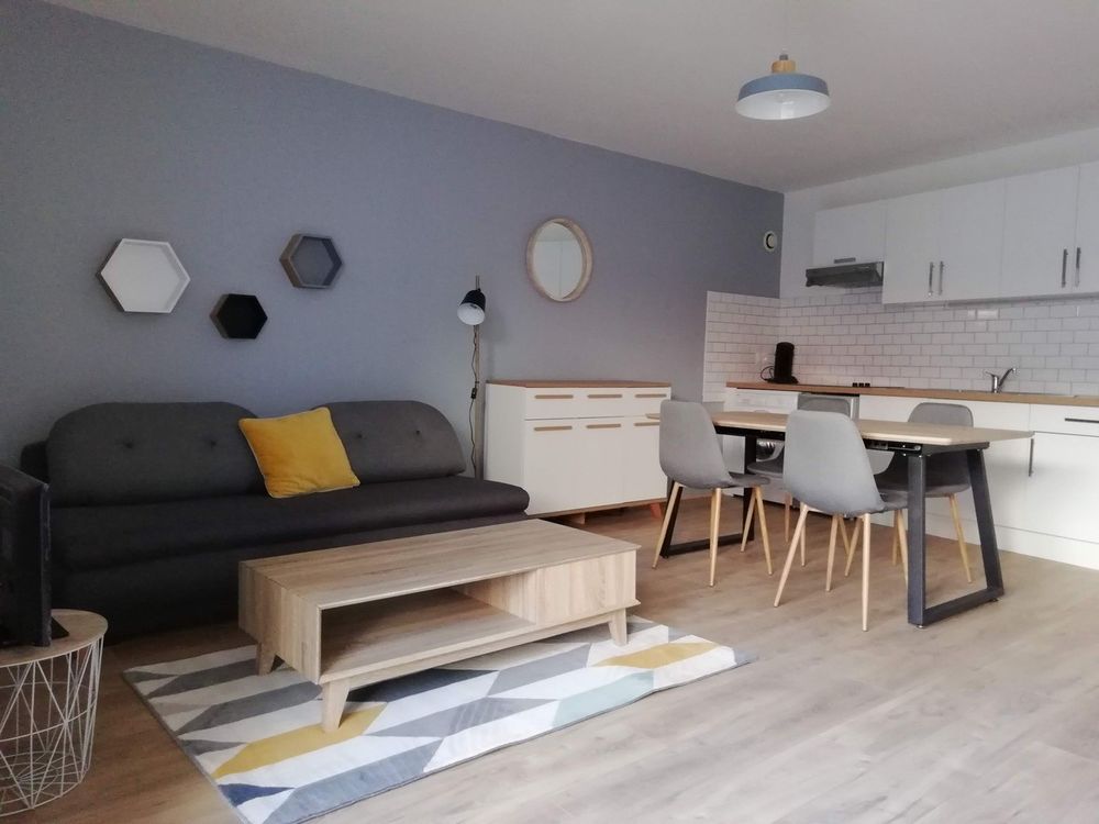 Appartement rénové 2 pièces 38.5 m² 