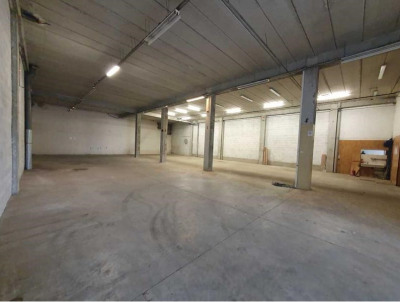 Local commercial 542 m²