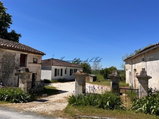 Immeuble Vente Mareuil en Périgord 7p 170m² 220000€