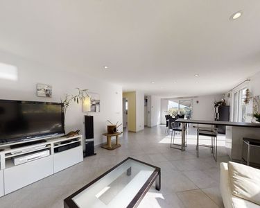 Propriété 4 pièces 85 m²