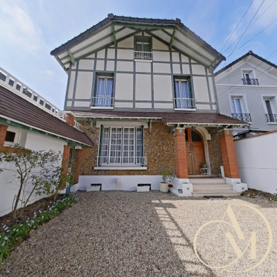 Maison 7 pièces 160 m²