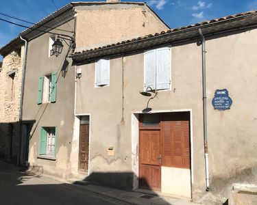 Lot de 2 maisons en centre village